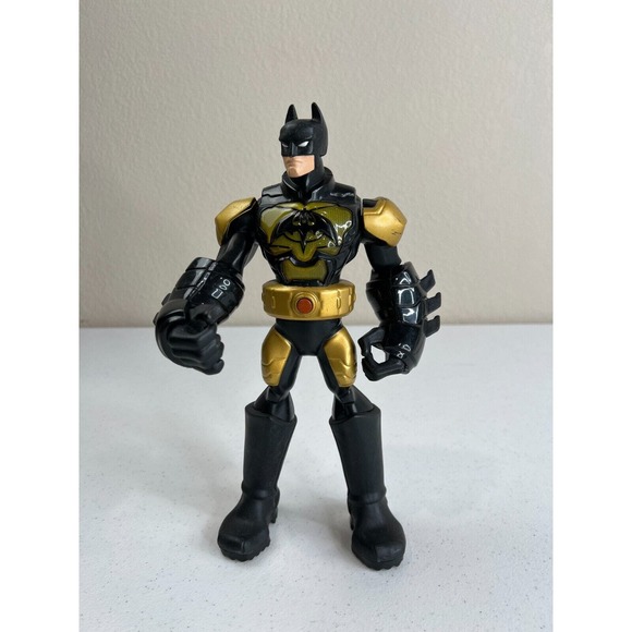 Mattel BHD03 Battery Powered DC Comics Wing Warrior Batman 10" Action Figure - Picture 1 of 6